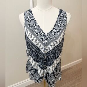 Knox Rose Black and White Patterned Blouse